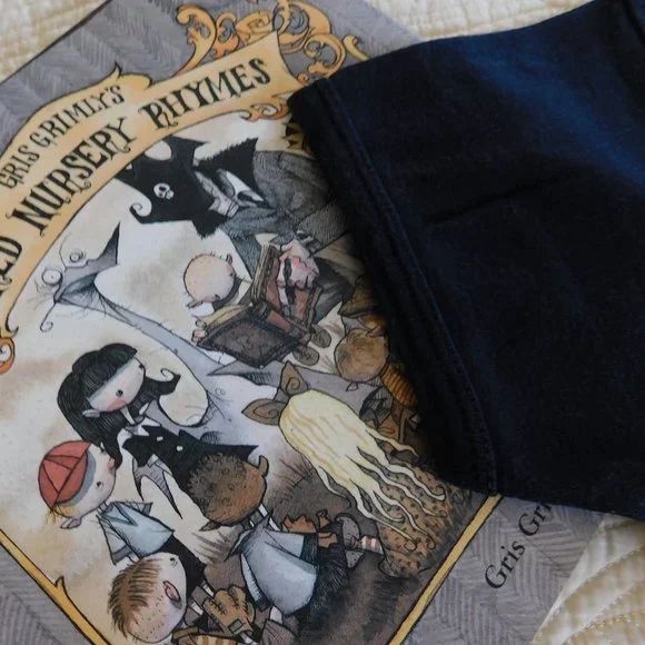 Rare Gris Grimly Wicked Nursery Rhyme Mistress Mary Hot Topic style goth T shirt - Picture 12 of 15